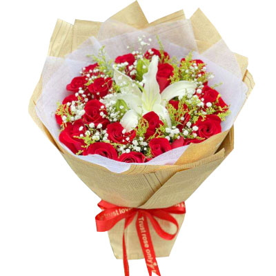 潍坊19朵红玫瑰1支百合，永恒之美